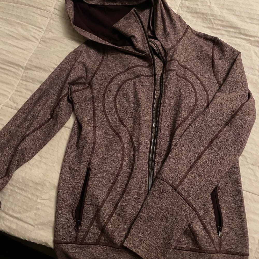 Lululemon jacket size 12